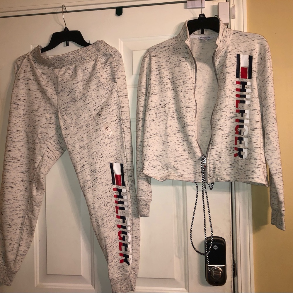 Tommy Hilfiger Women's Grey Jacket